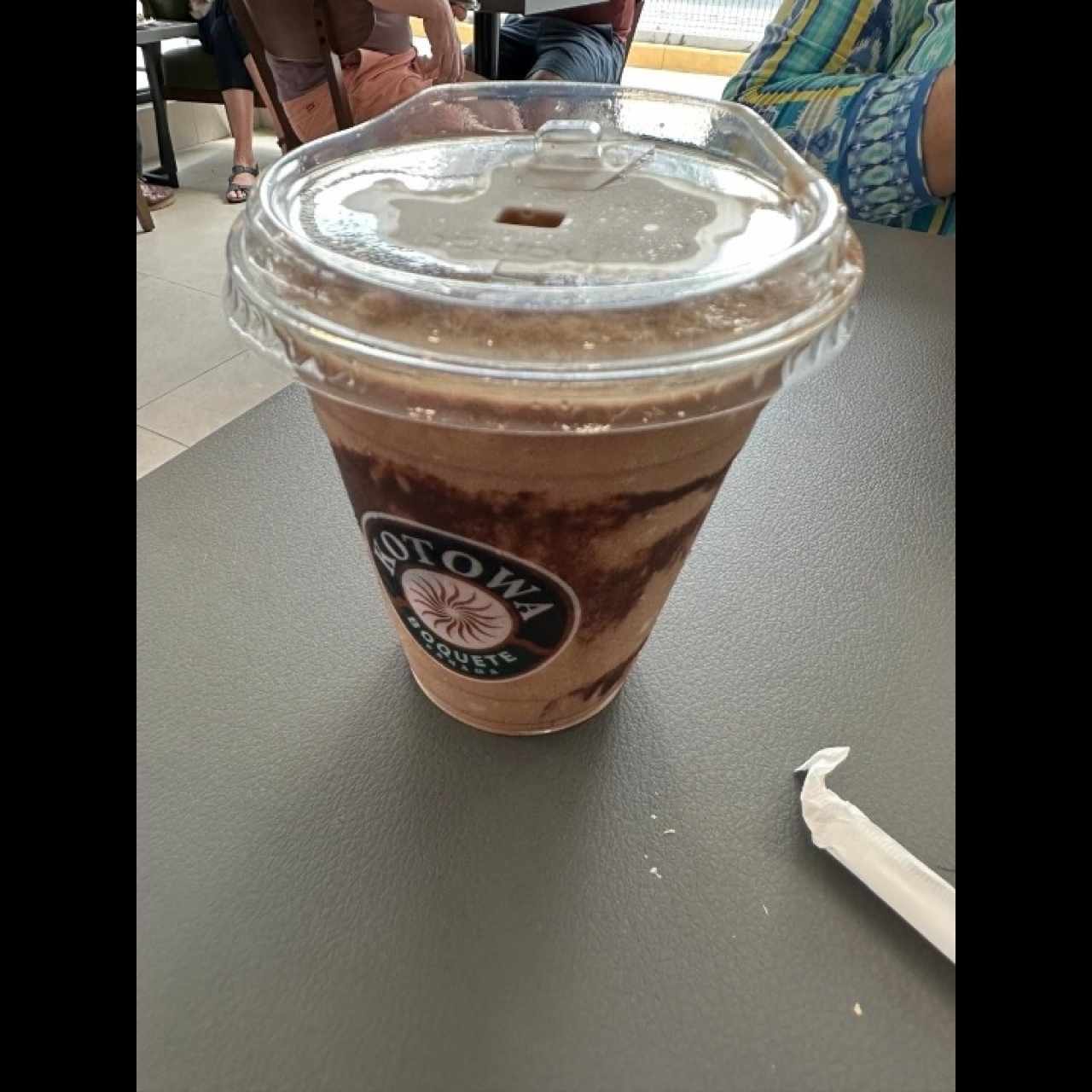 Frappe mocha con café 