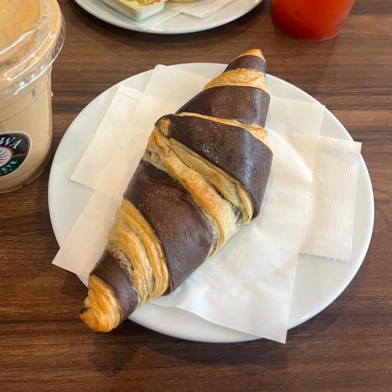 PASTELERÍA DULCE - Croissant de Chocolate