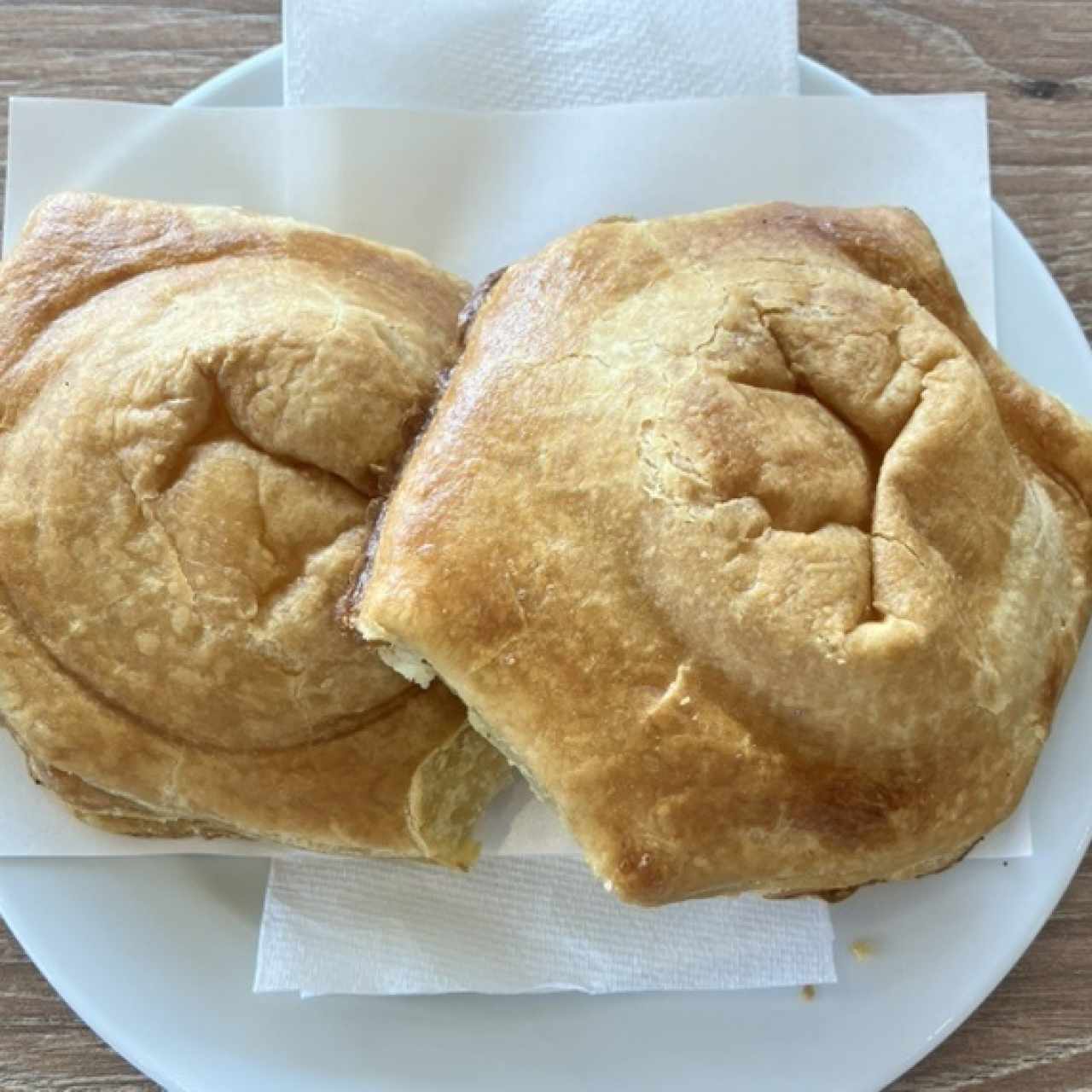 PASTELERÍA SALADA - Pastelito de Queso