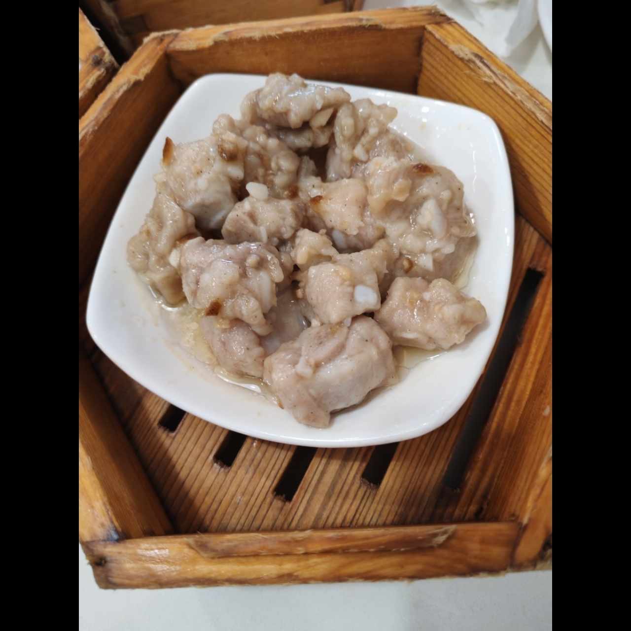 DIM SUM - COSTILLAS DE PUERCO