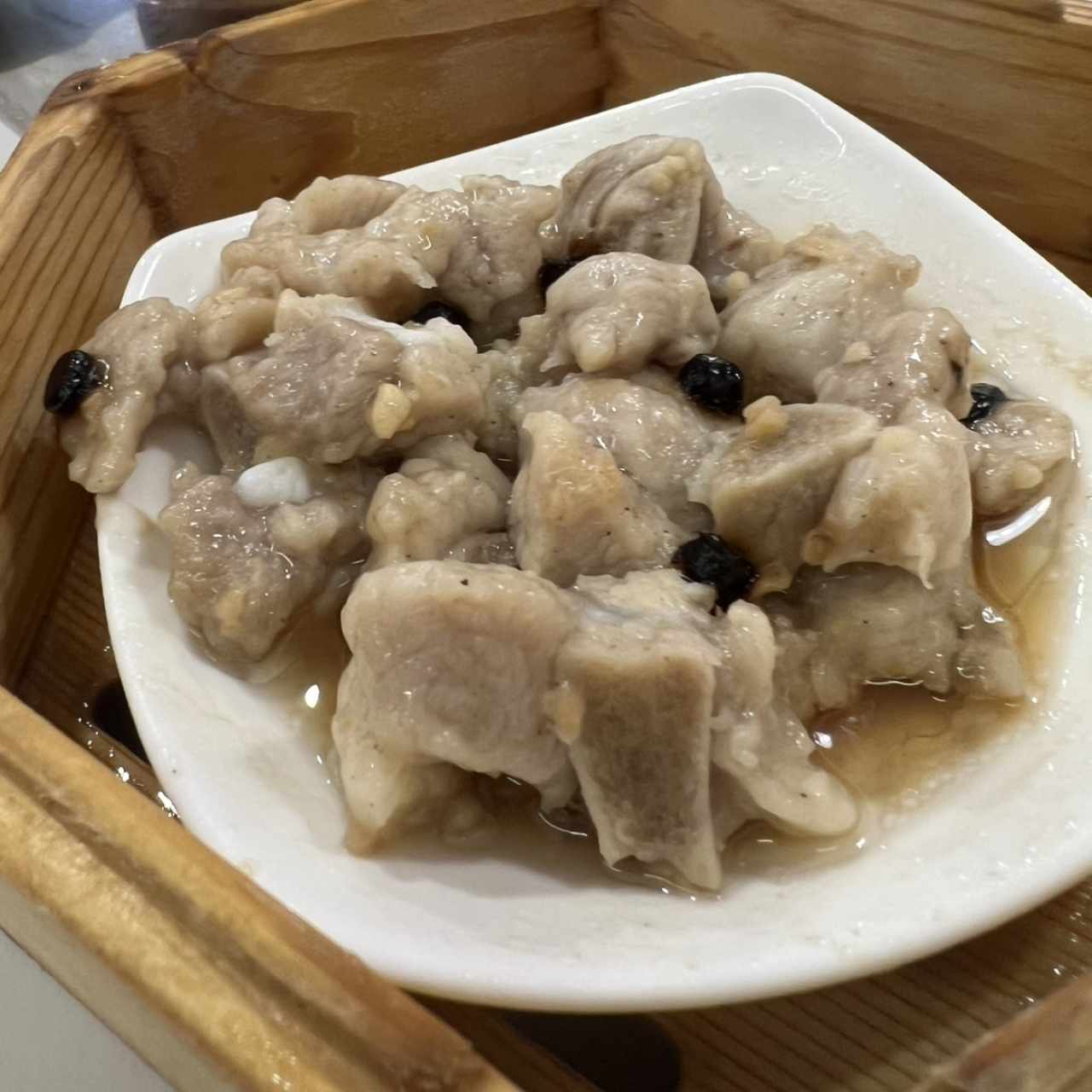 DIM SUM - COSTILLAS DE PUERCO