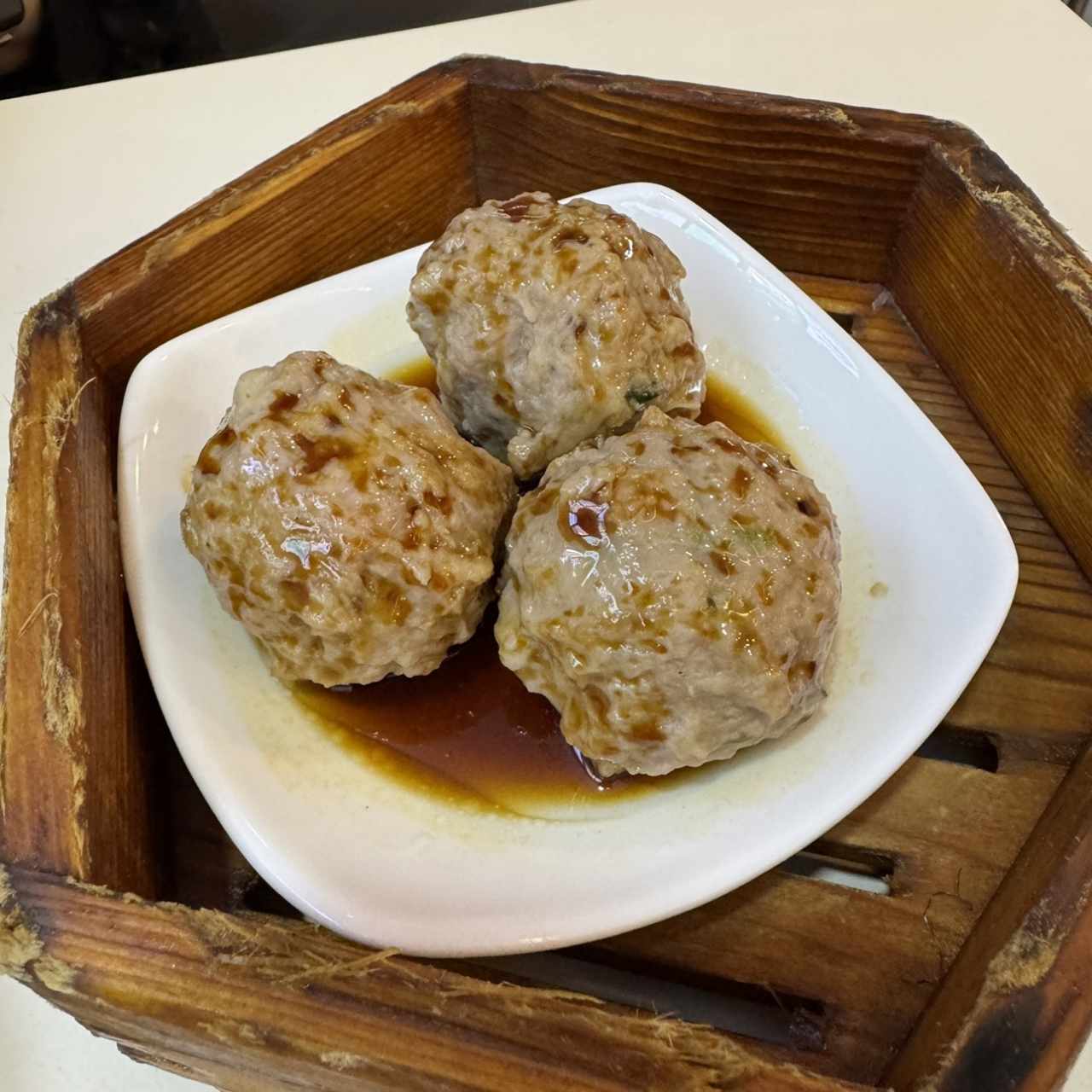 DIM SUM - BOLITAS DE CARNE