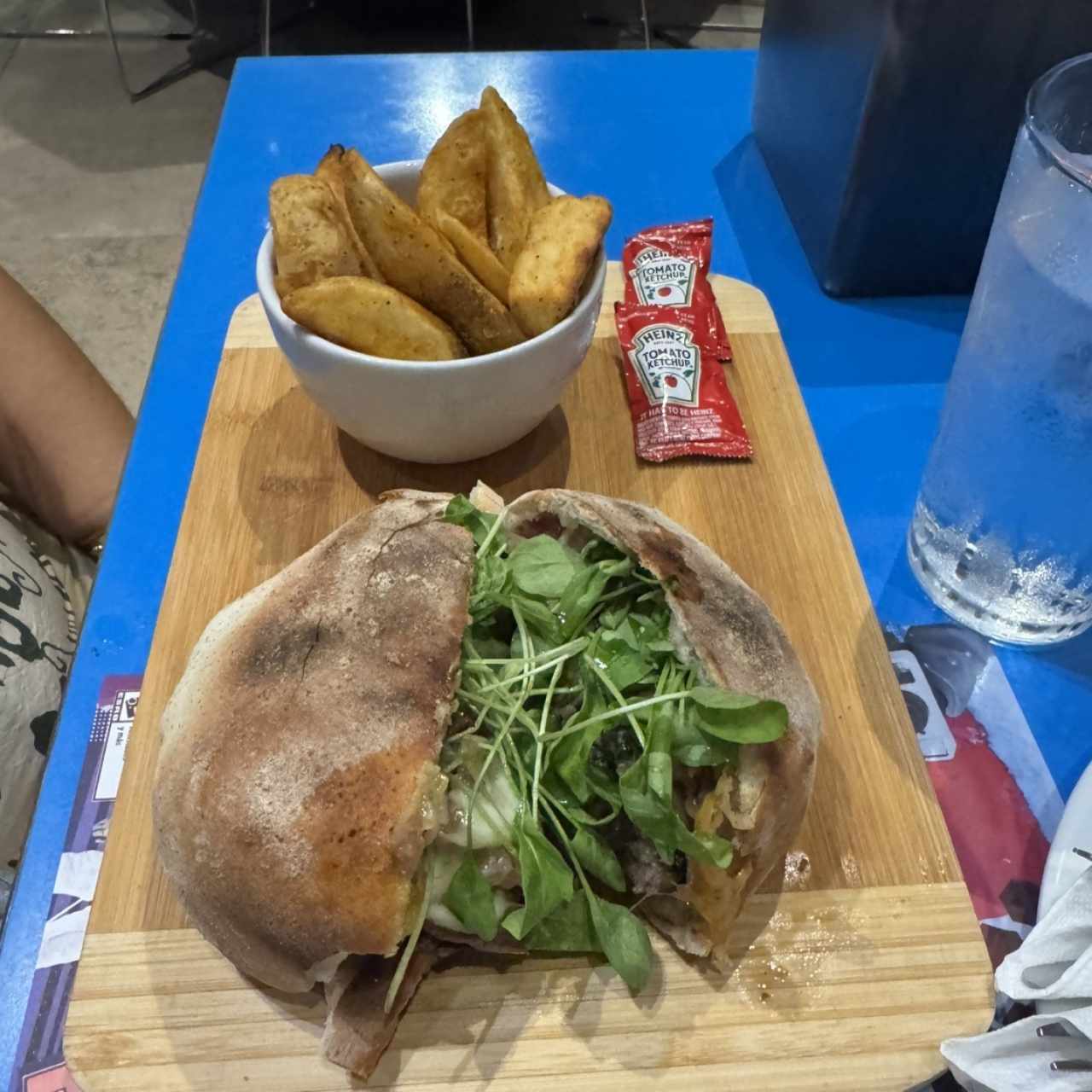 Wrapped Burger - Roquefort Trufada