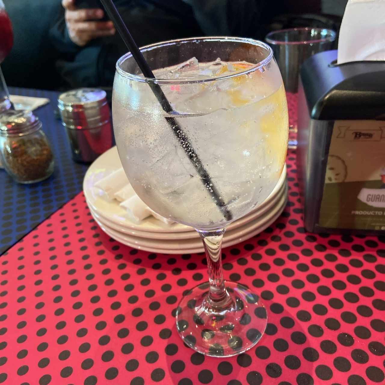 Gin con naranja