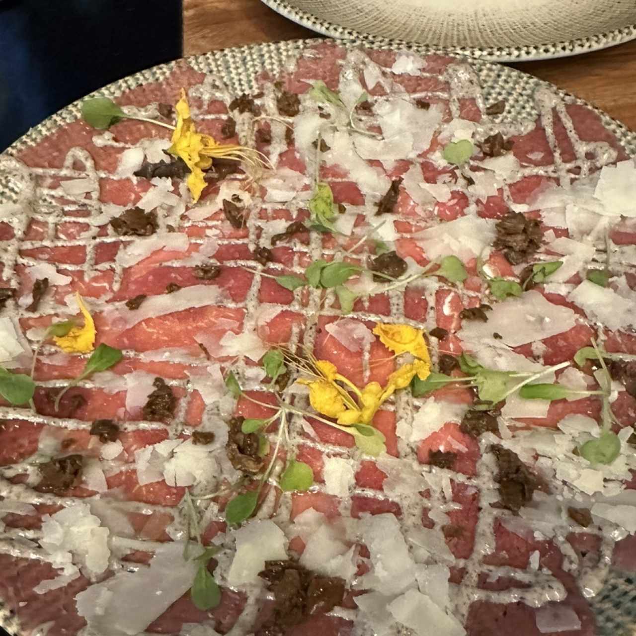 Antipasti - Carpaccio al Tartufo