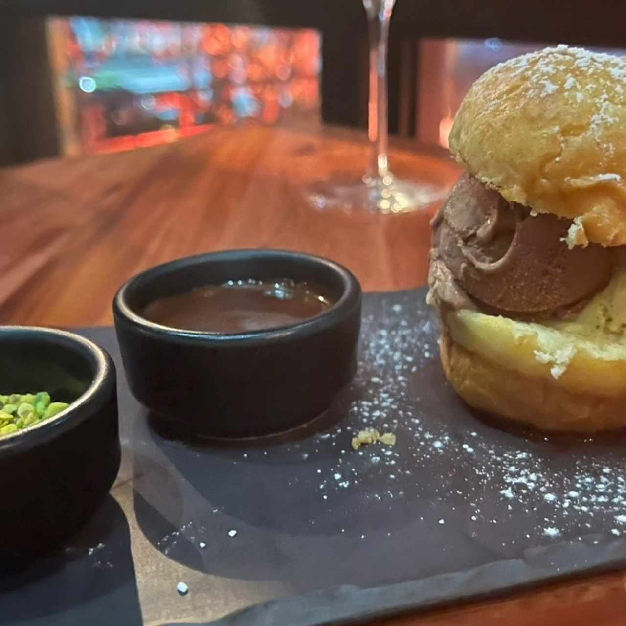 Dolce - Gelato e Brioche