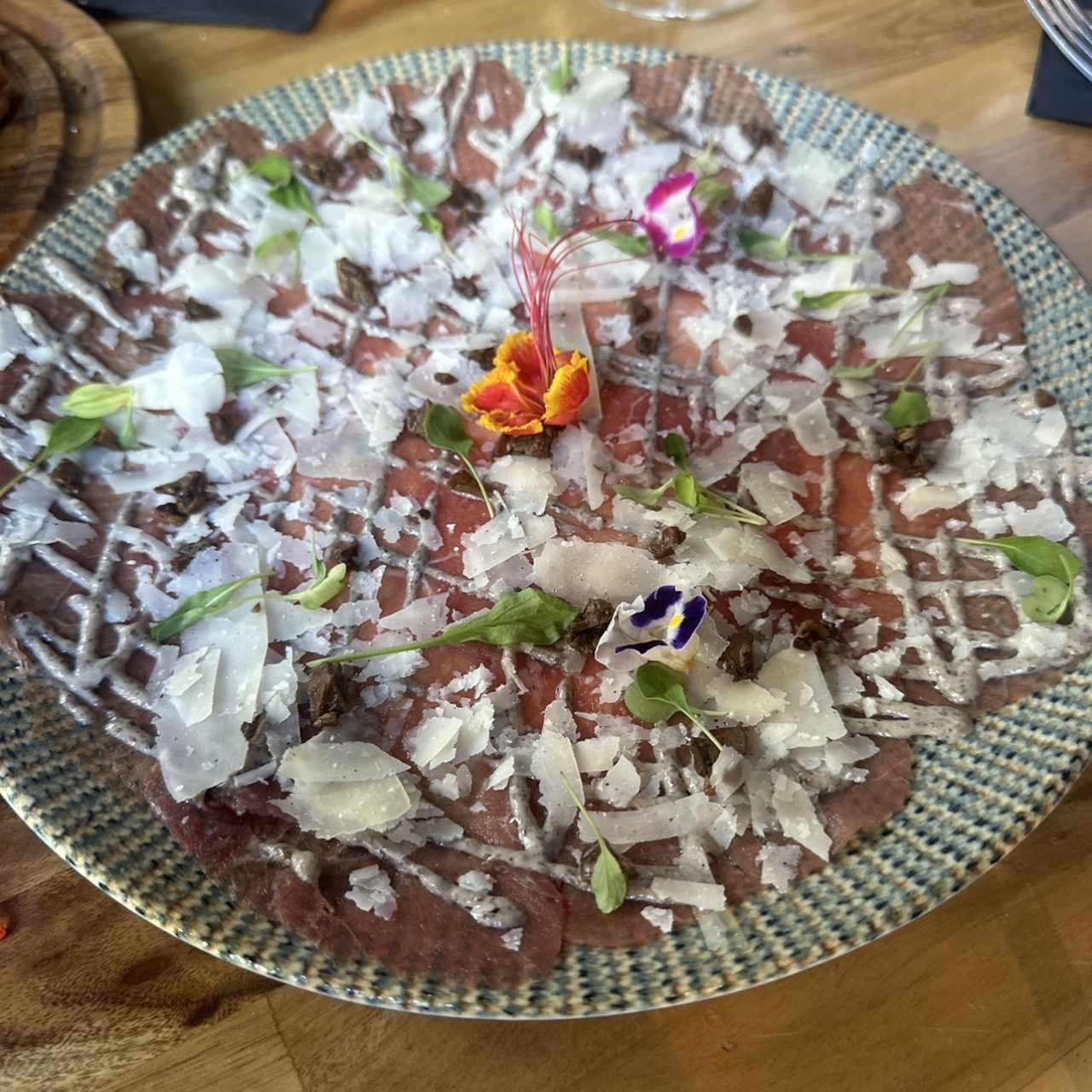 Antipasti - Carpaccio al Tartufo