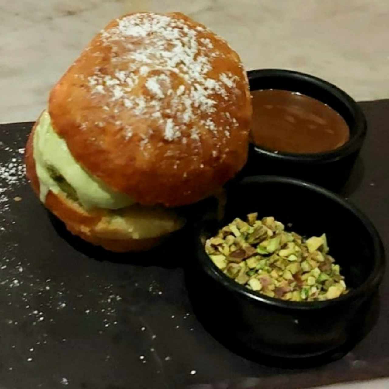Dolce - Gelato e Brioche