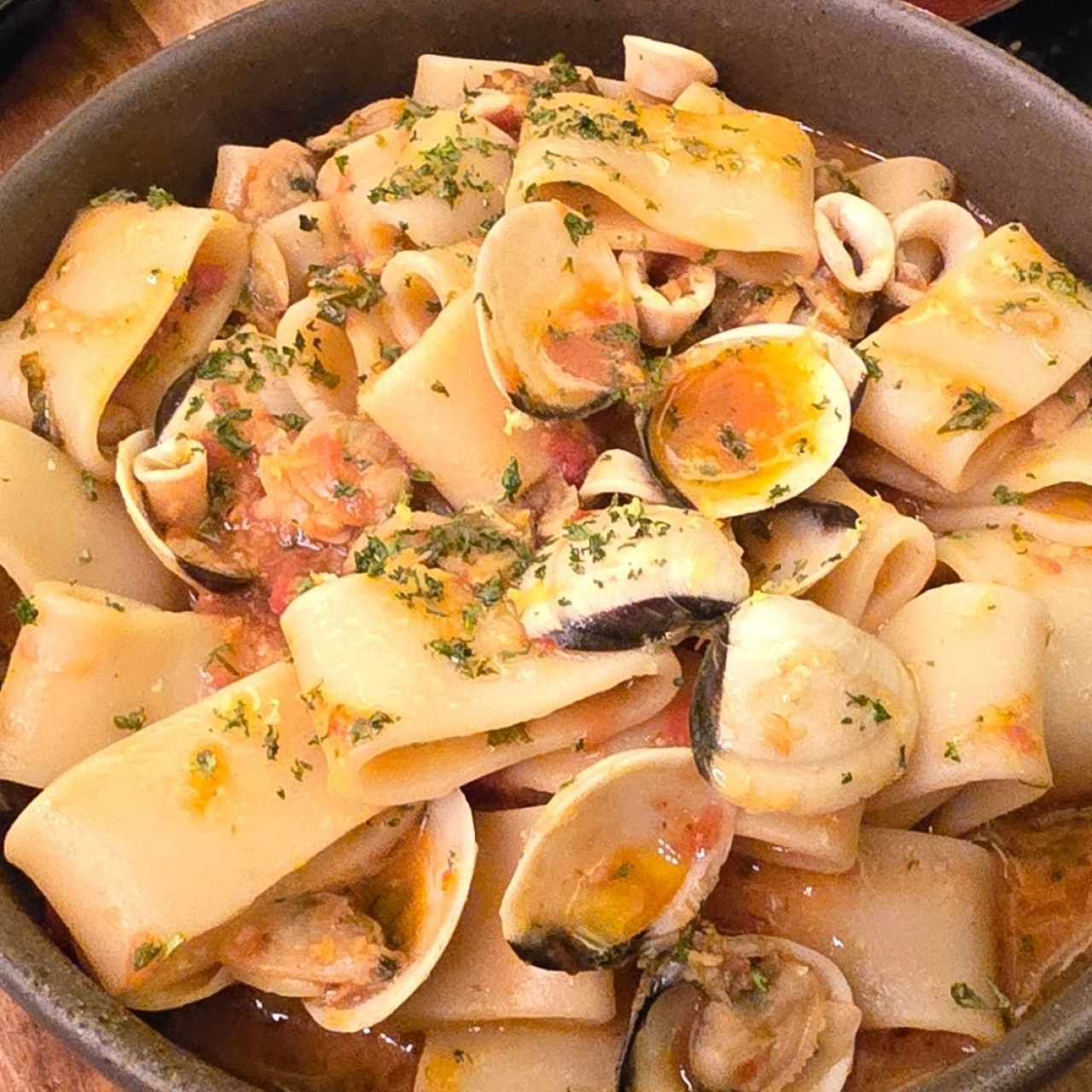 Di Mare - Calamaratta alle Vongole