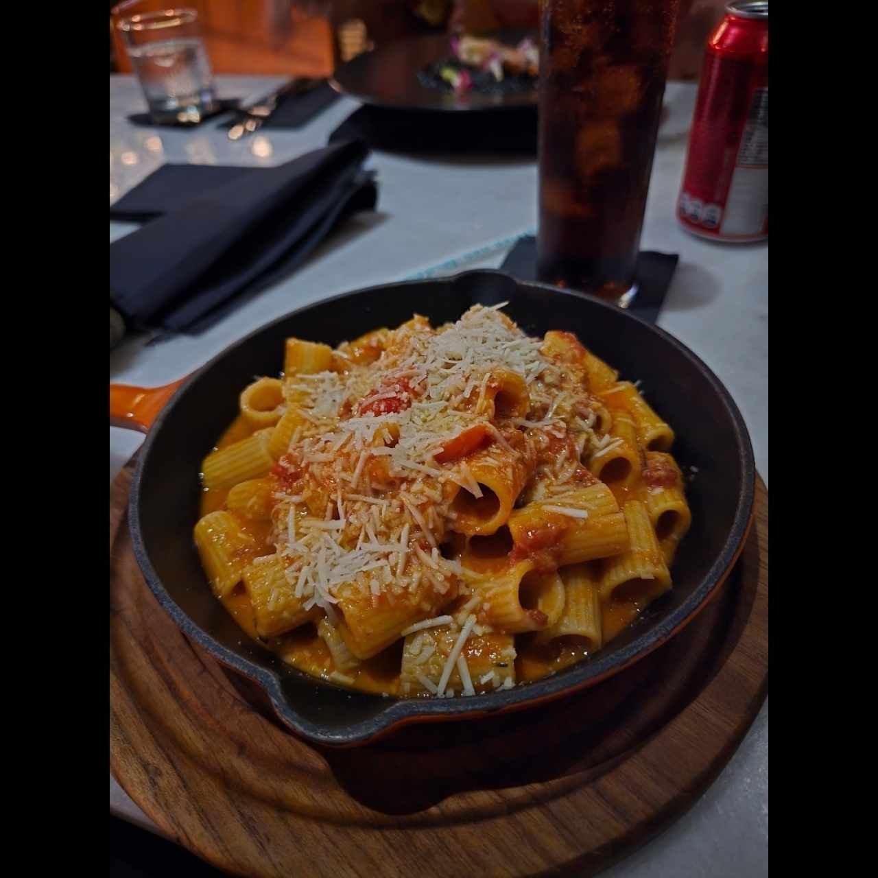 Mezzi Rigatoni alla Zozzona