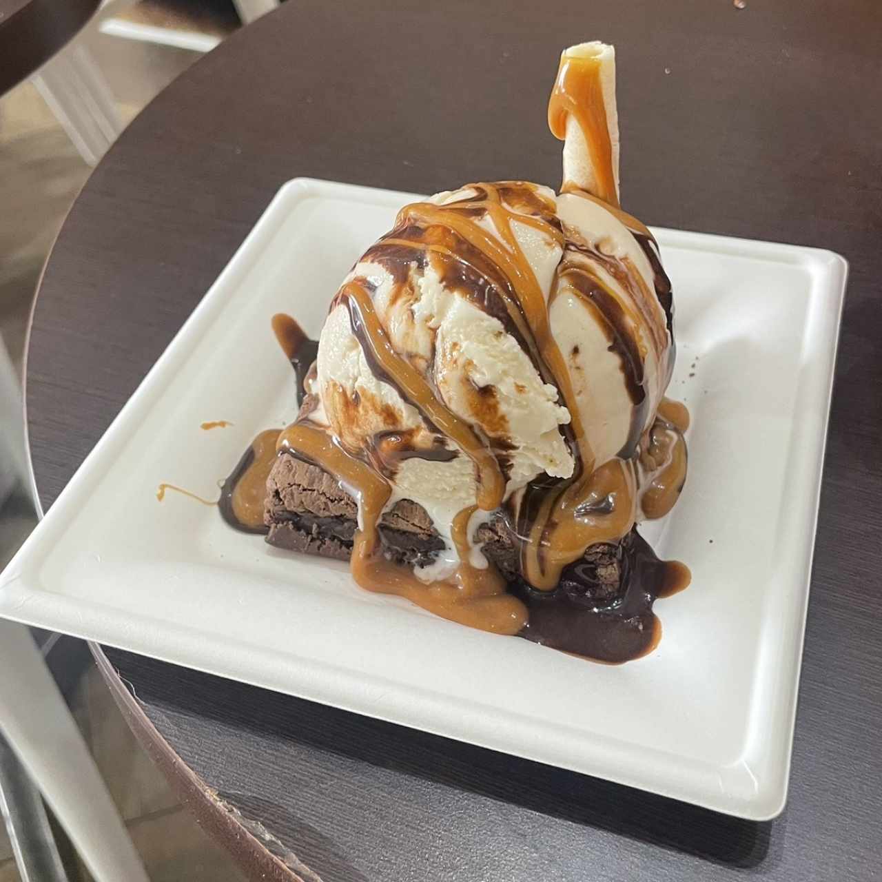Brownie con Helado