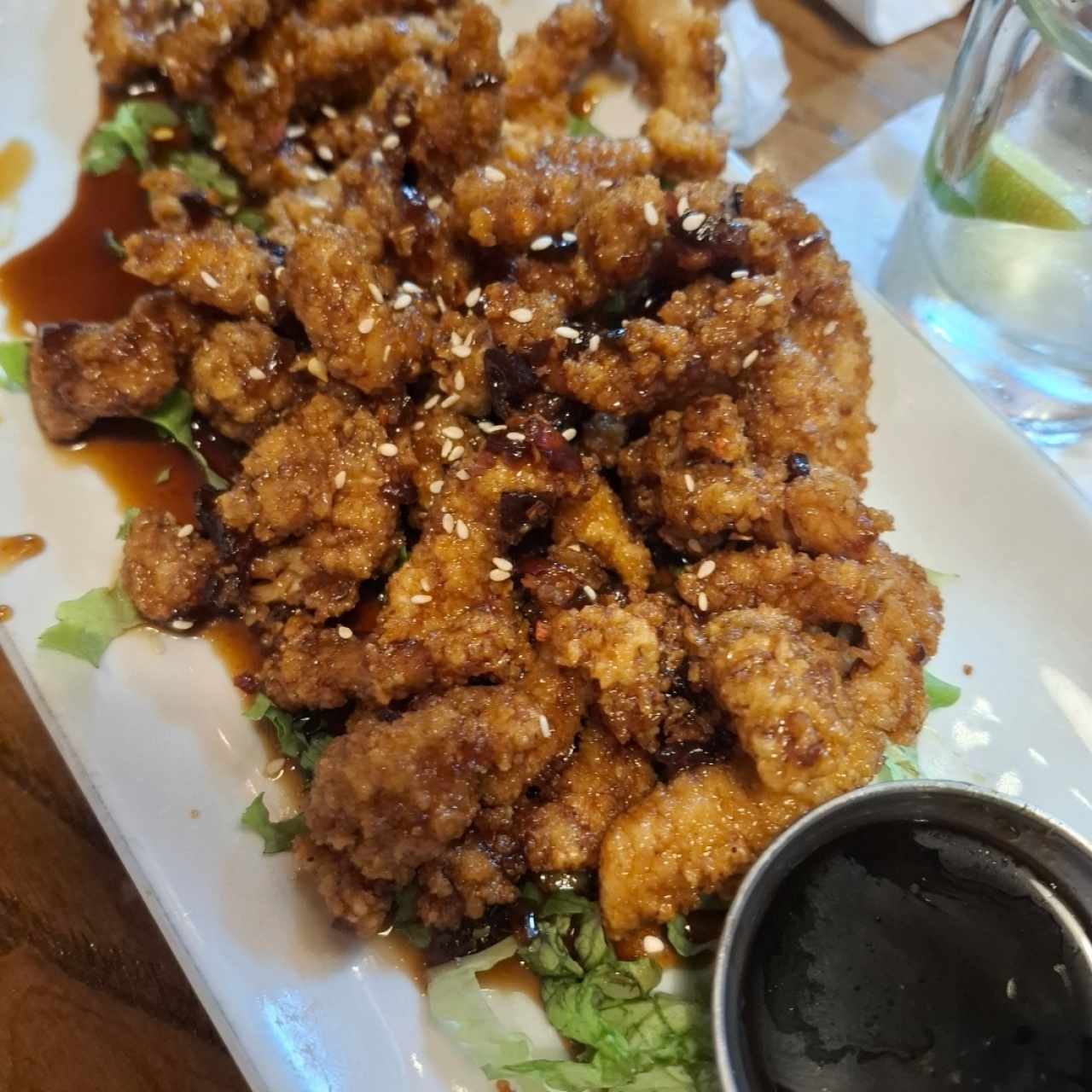 FRIDAYS SIGNATURE WHISKEY-GLAZED SESAME CHICKEN STRIPS