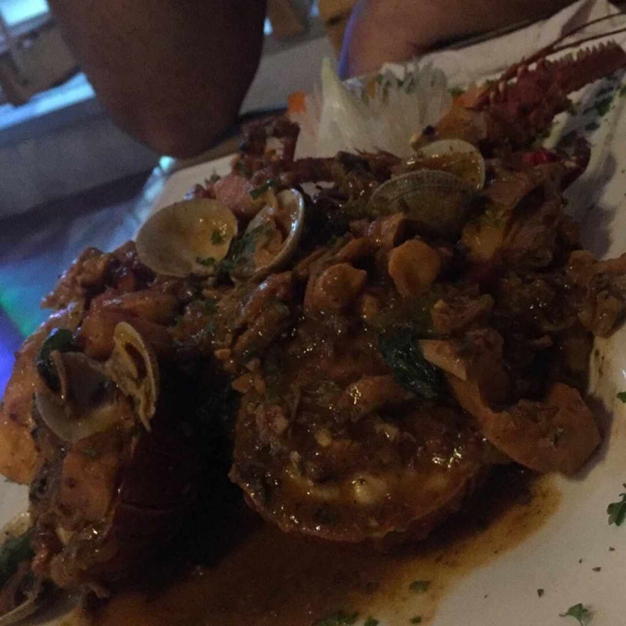 langosta con mixto de mariscos