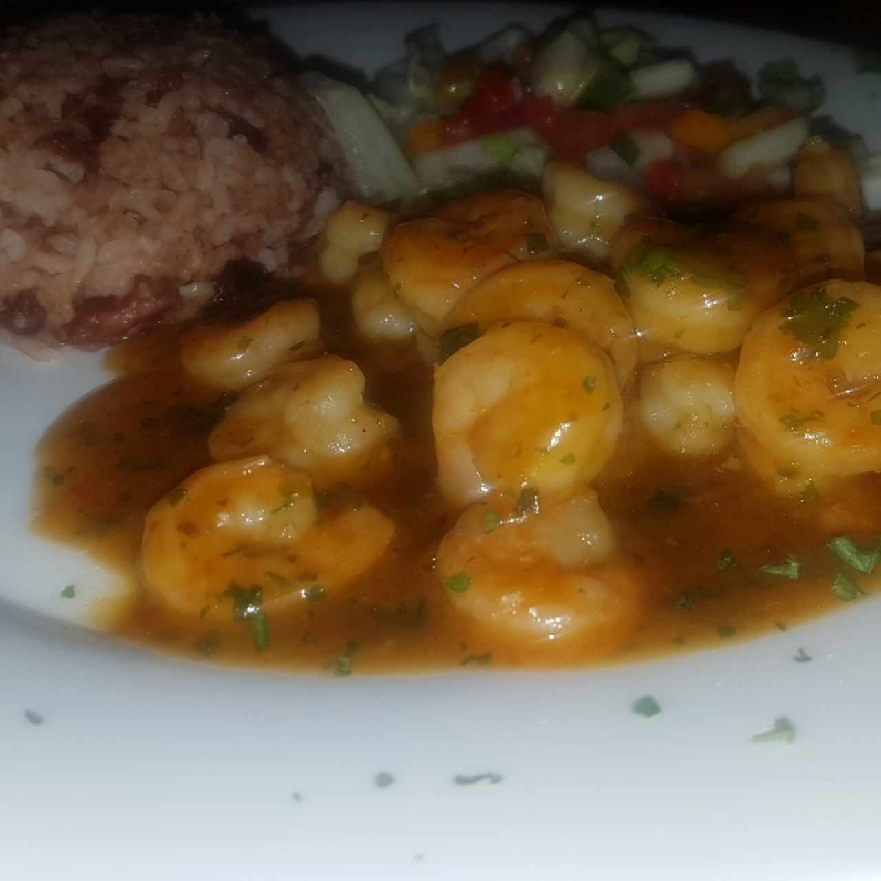 Camarones al ajillo