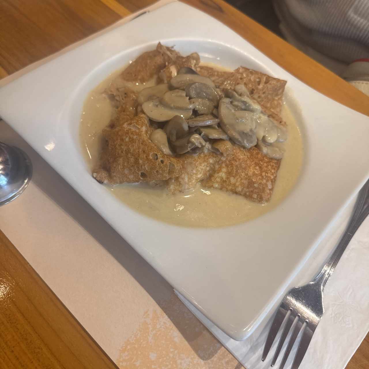 Pollo , Queso y Champiñones