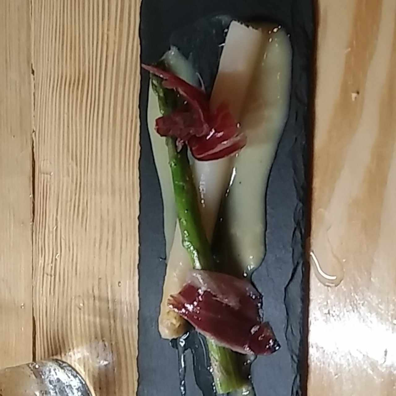 espárragos con jamón