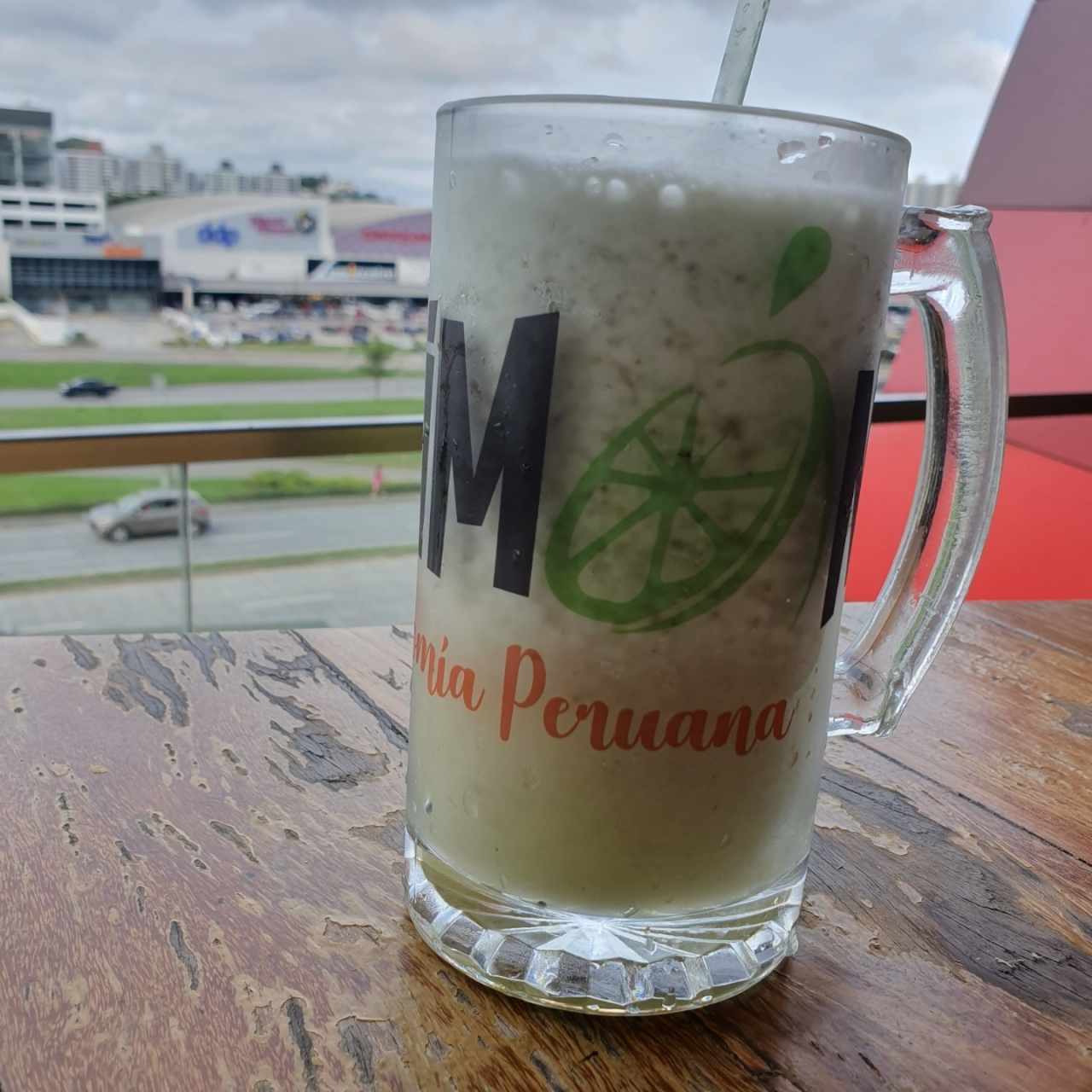 Limonada con hierbabuena