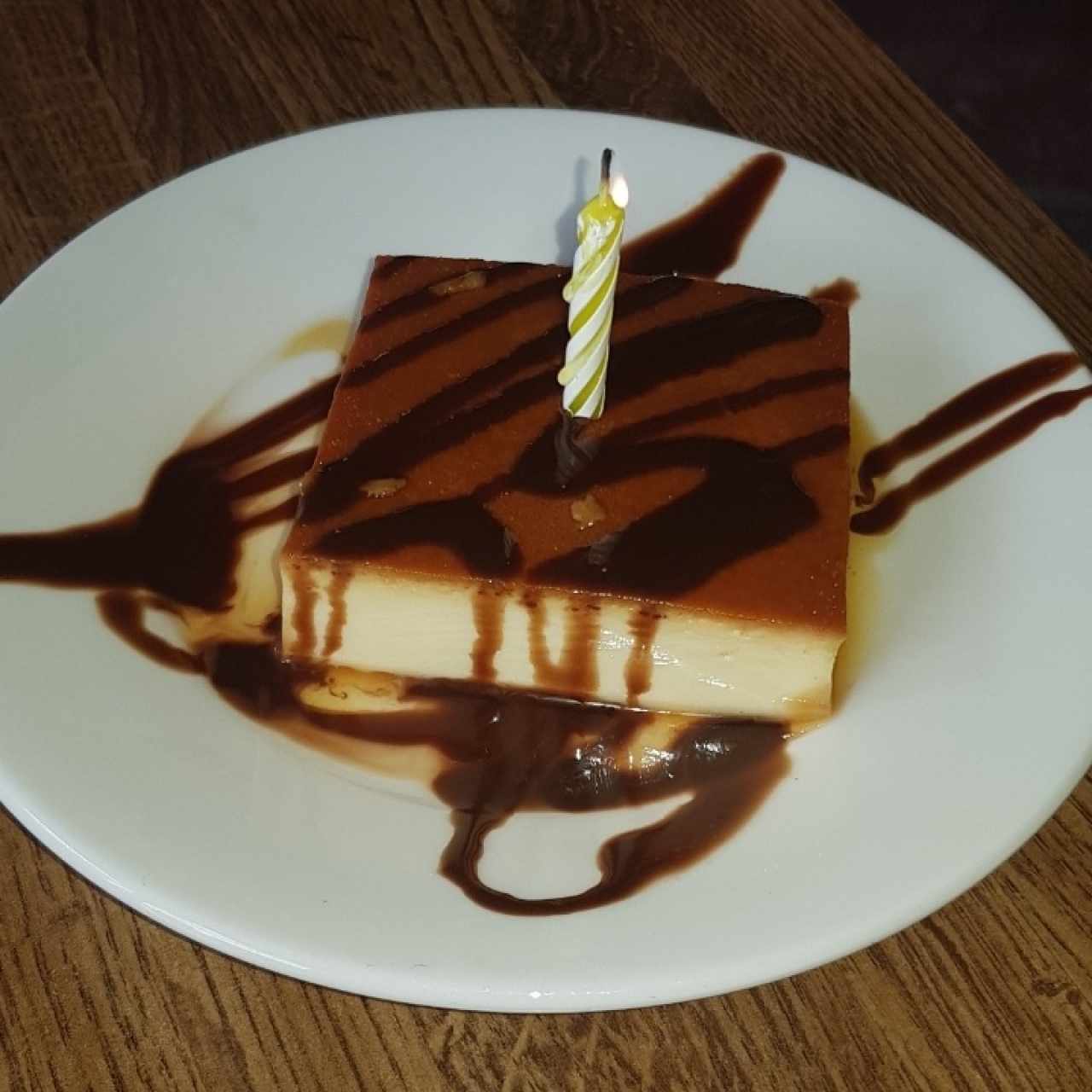 Postre de Cortesia por cumpleaños