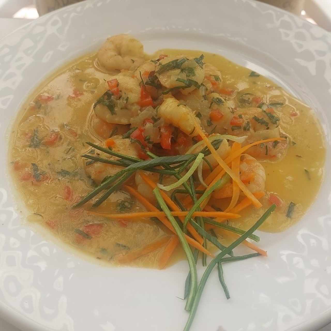 Camarones al ajillo