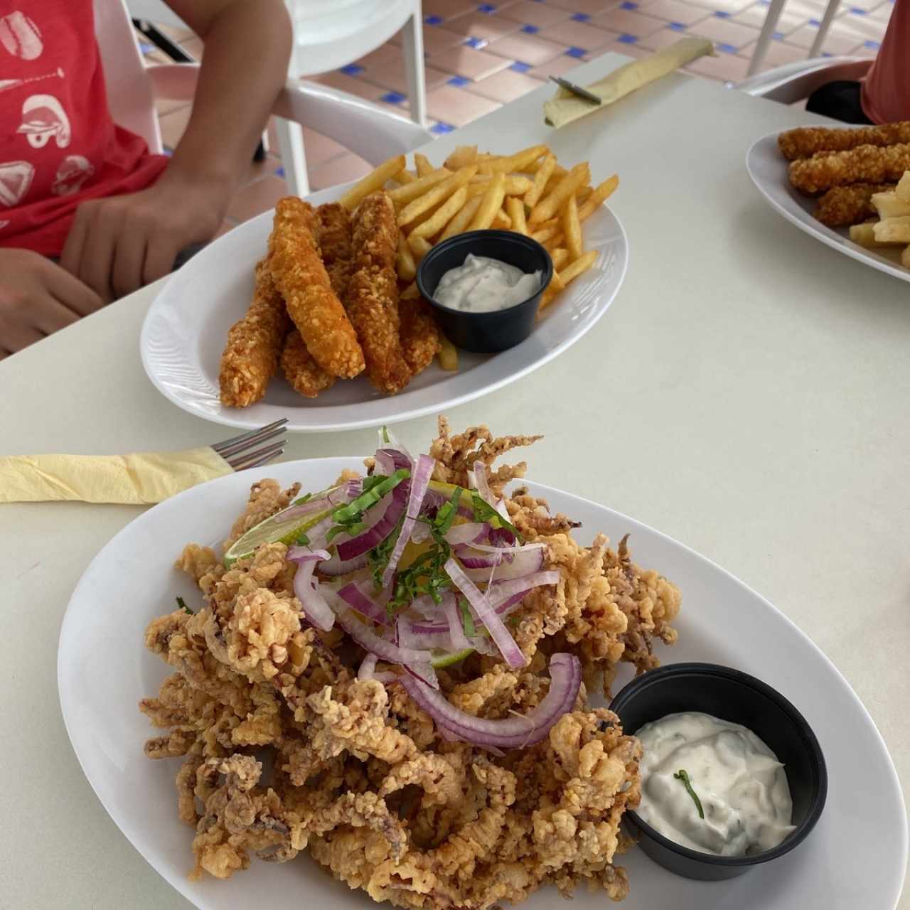 deliciosas arañitas  y deditos de pescados fresco y delicioso
