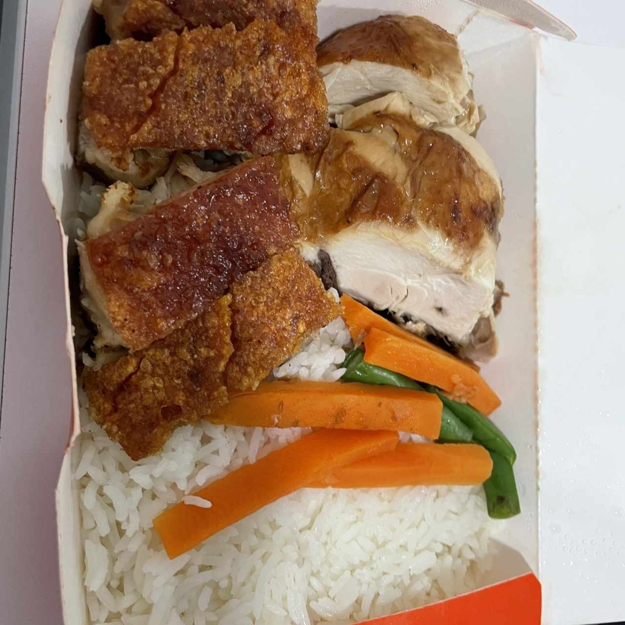 Clan 9 Siu Yuk y Pollo Don Lee