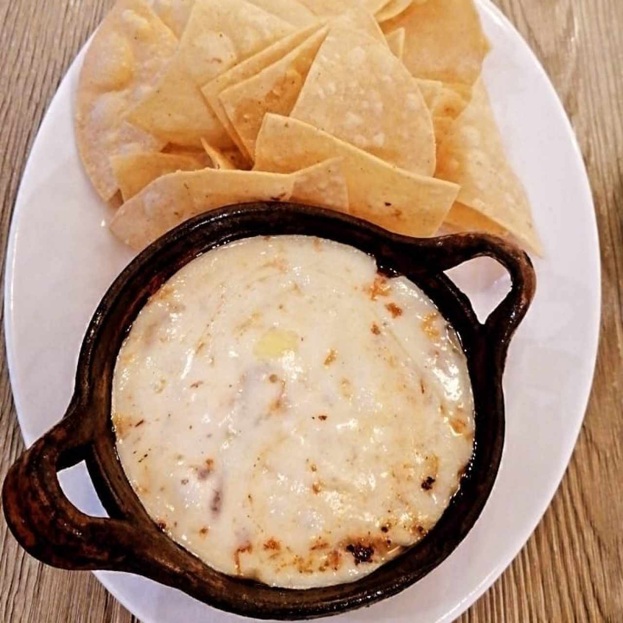 Entradas - Queso Fundido