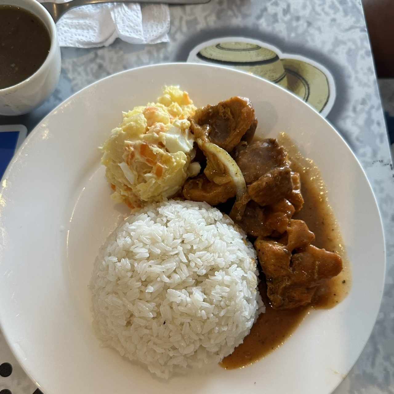 Desayunos - Lechona