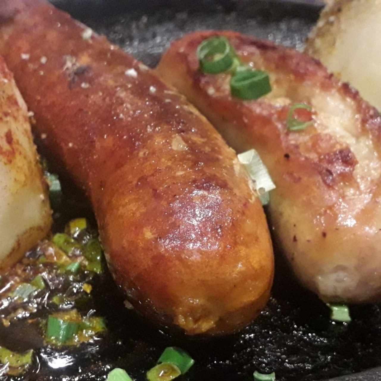 Dúo de chorizos (español y butifarra)