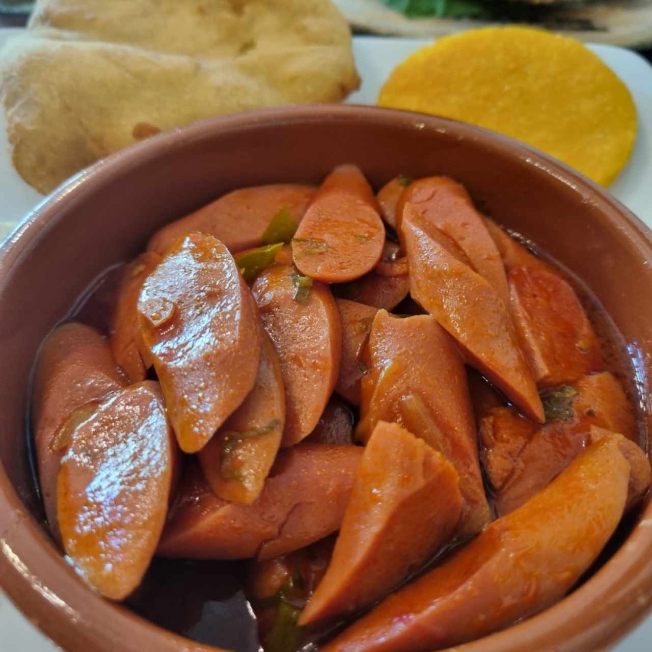 Desayuno - Salchichas Guisadas
