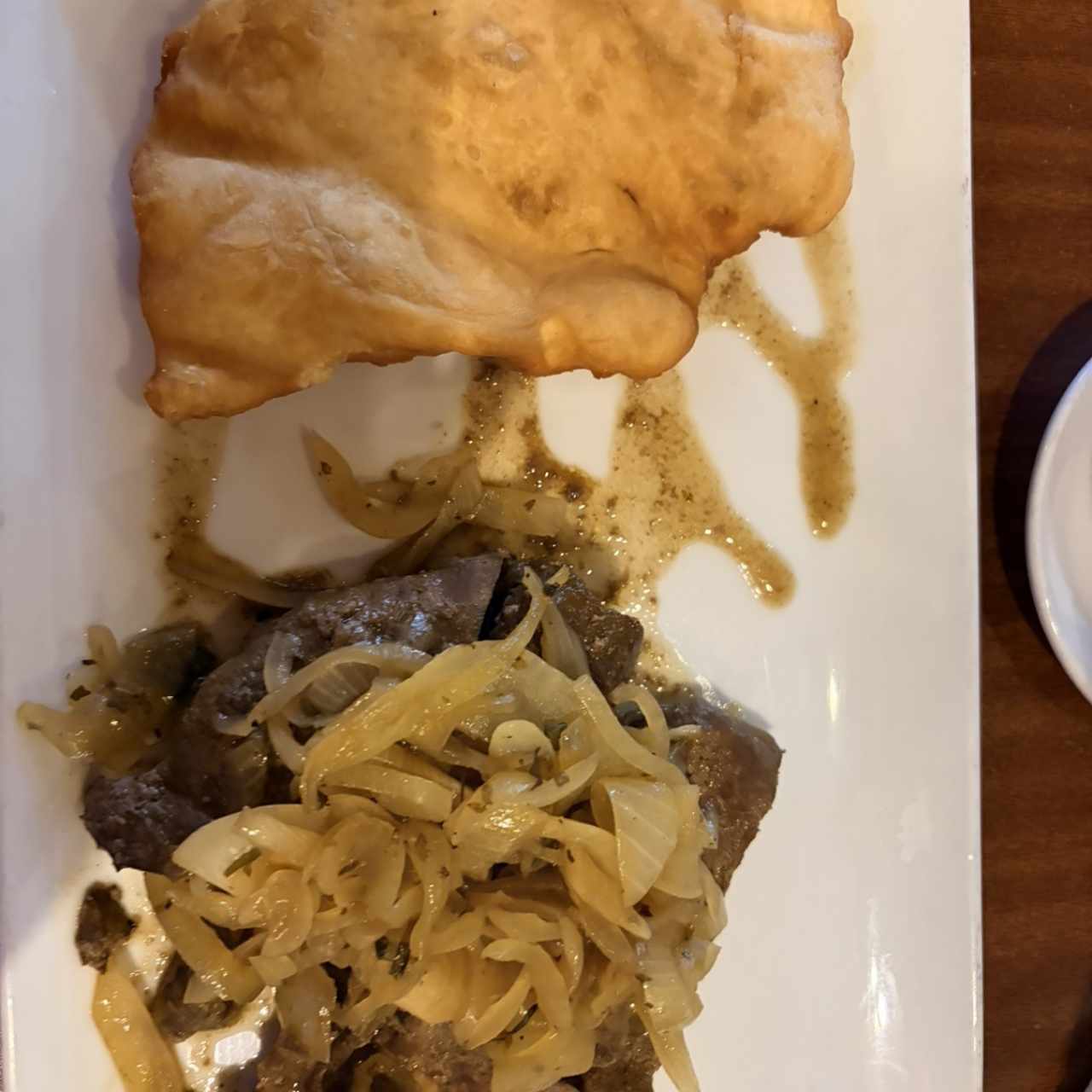 Bistec de Hígado Encebollado