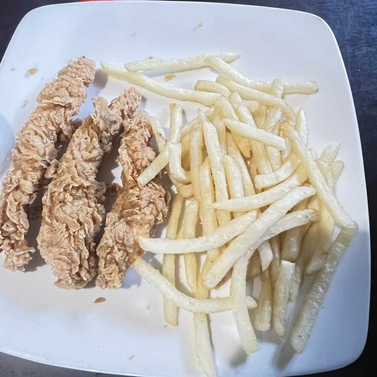 Kids Menu - Deditos de Pollo