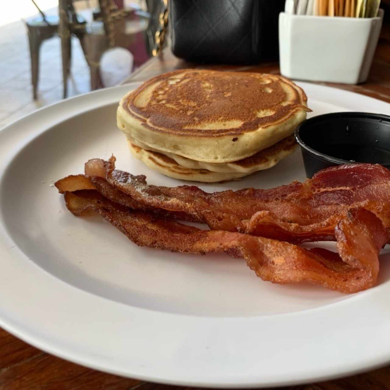 pancakes con bacons 