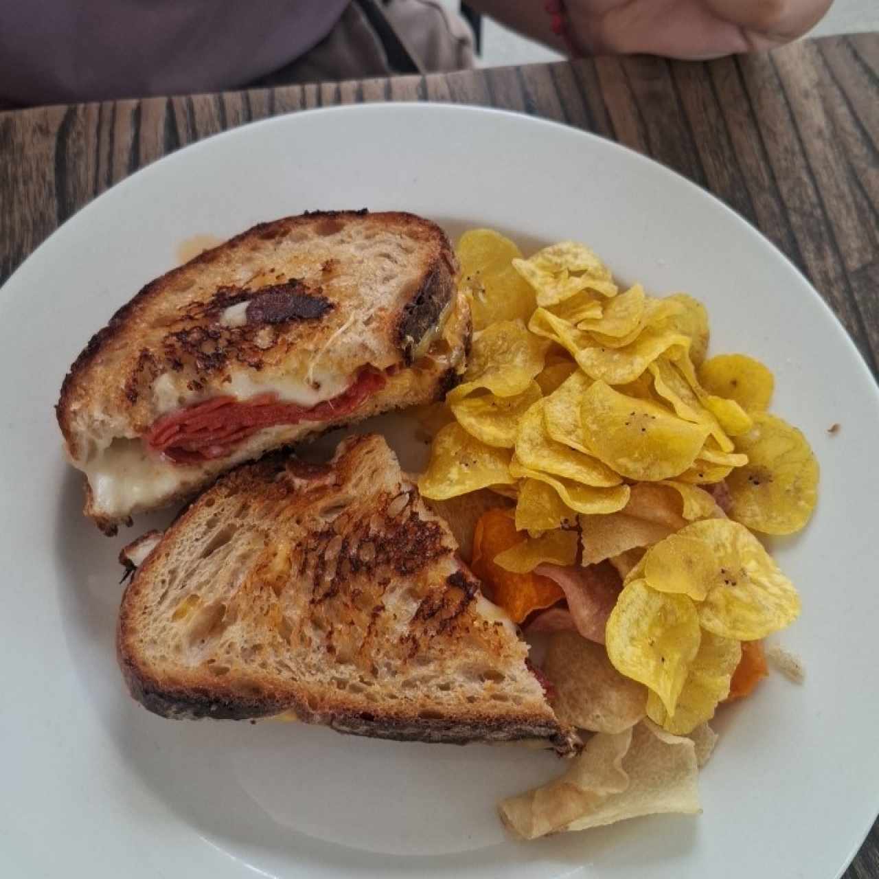 SANDWICHES - PEPPERONI