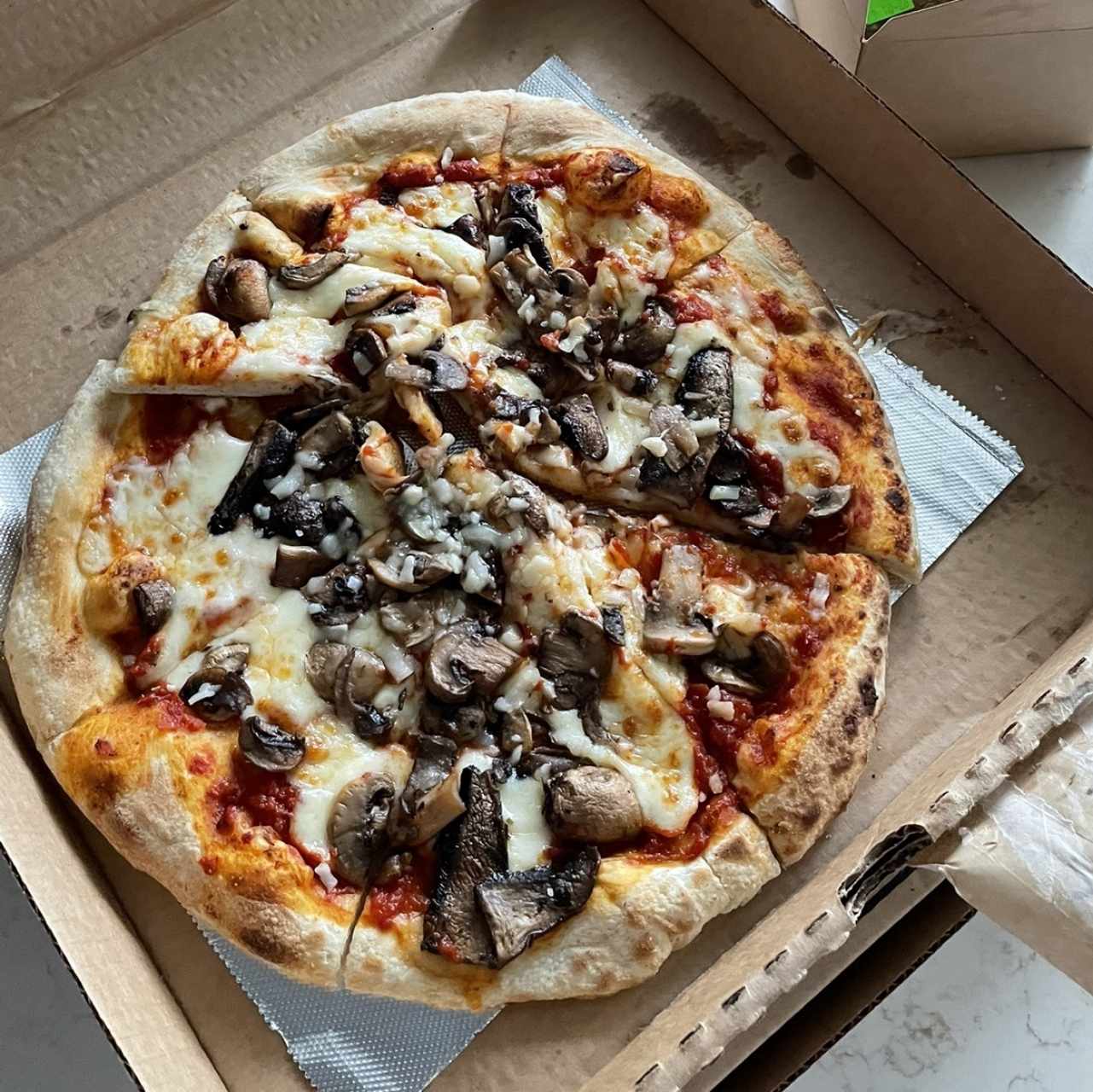Pizzas Especiales - Mixta de Hongos