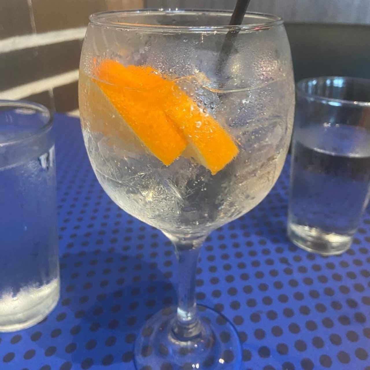 Gin con naranja
