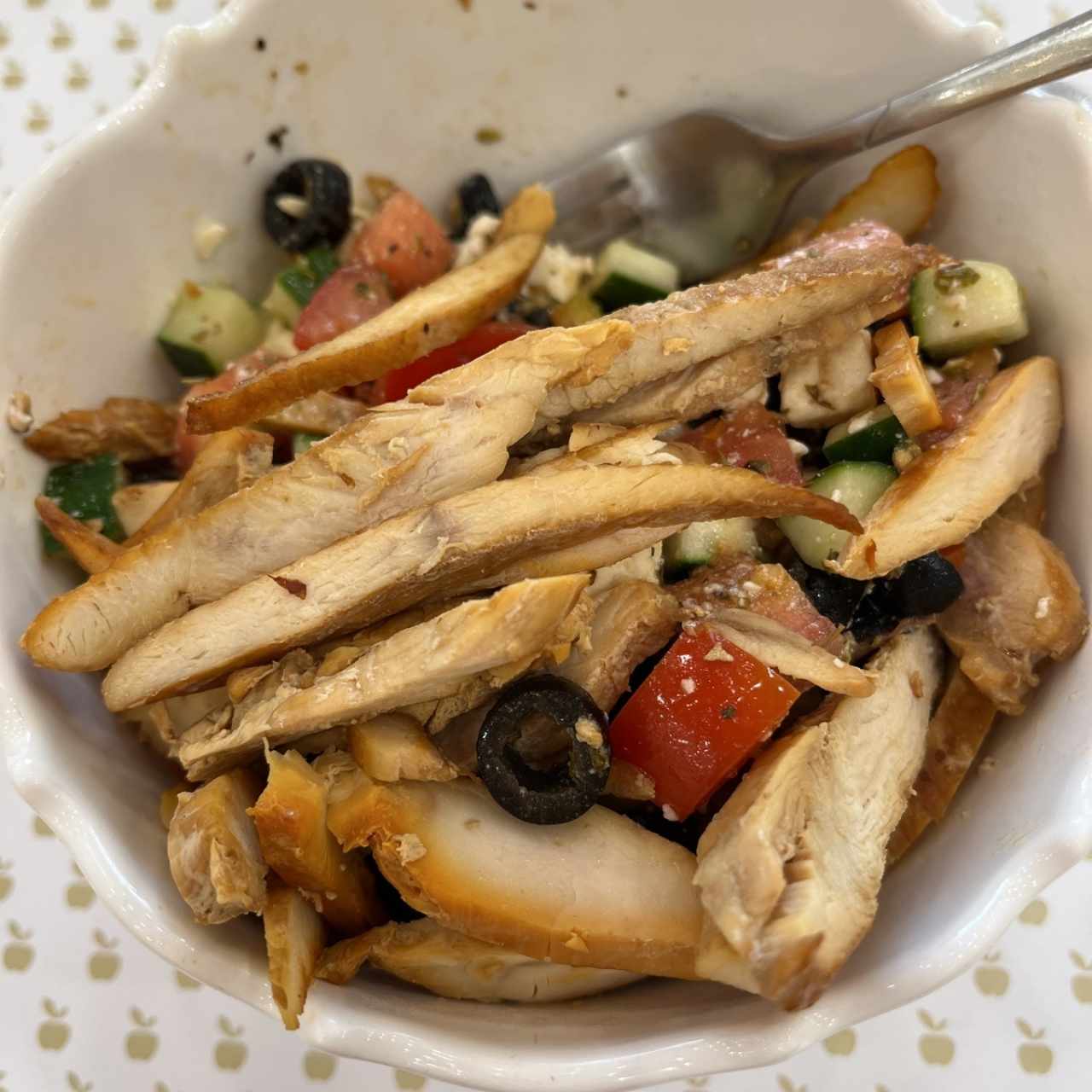 Ensalada griega con pollo