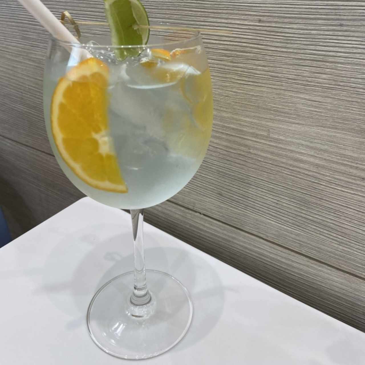 Gin con naranja