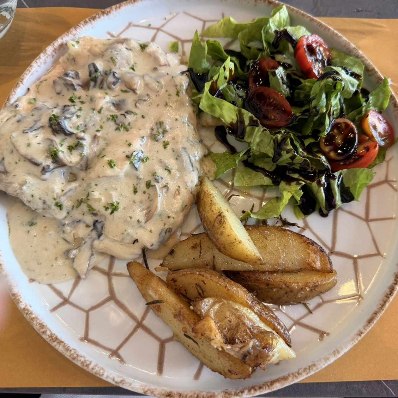 Filetto di Pollo con Funghi Freschi