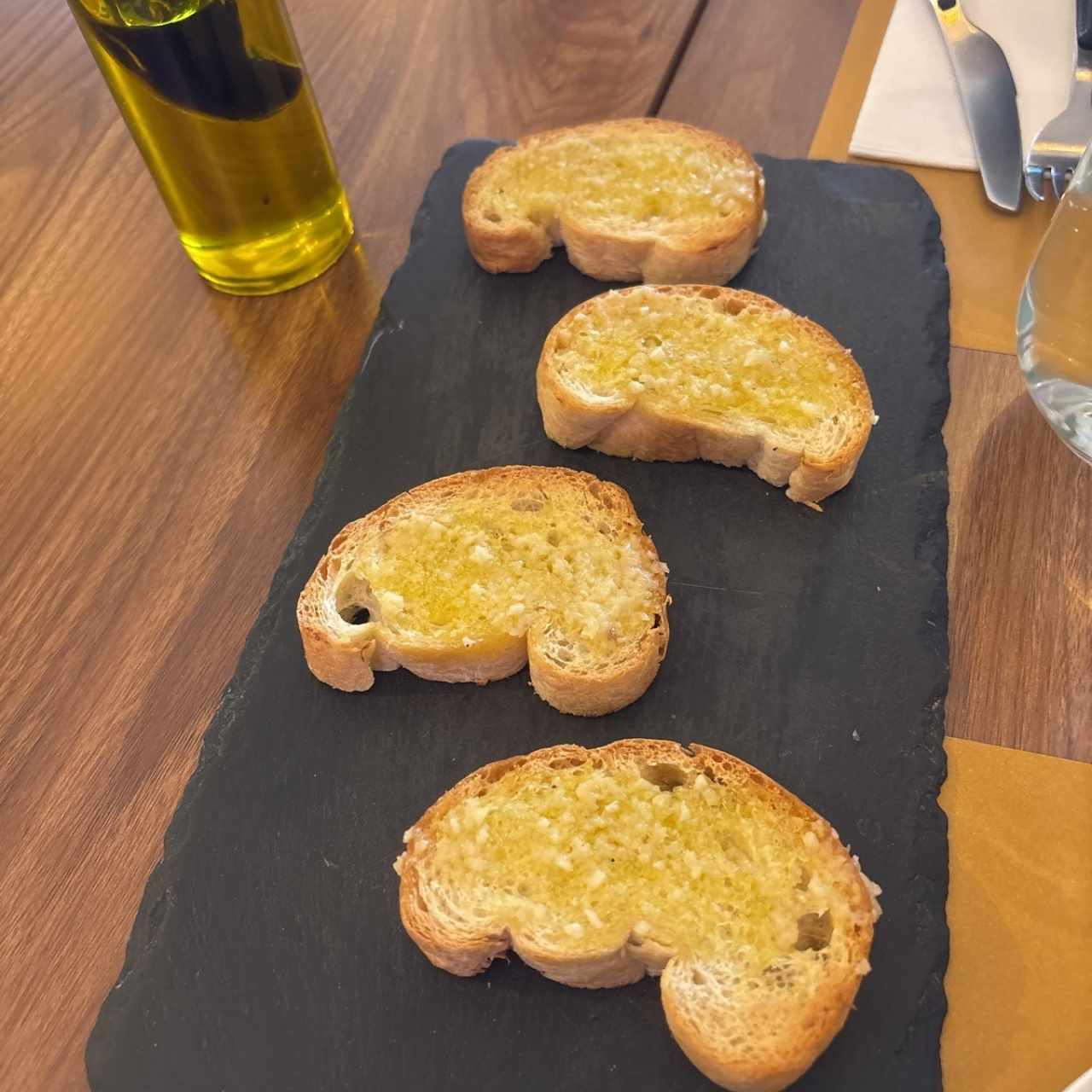 Pane con Aglio
