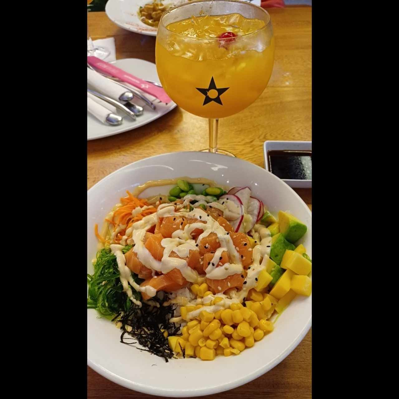 Poke de Salmón