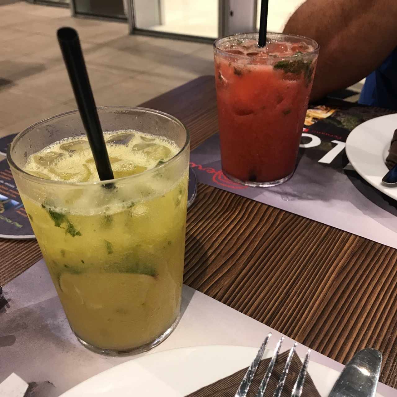 mojitos deliciosos (maracuyá y fresa)