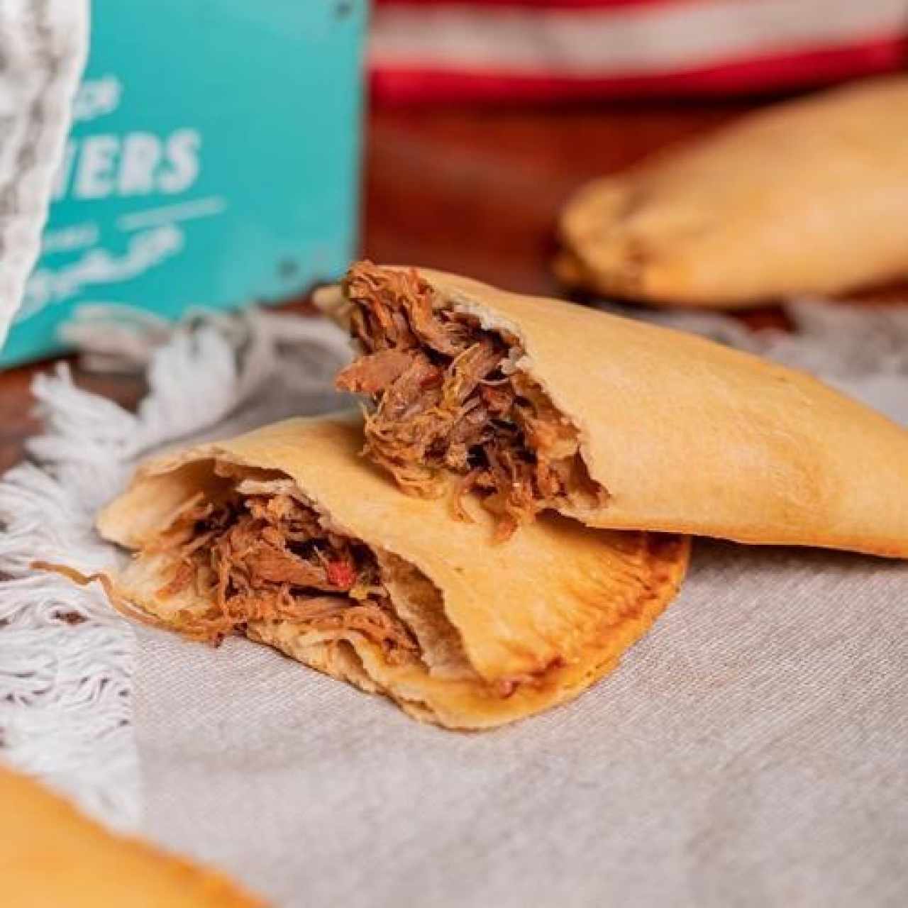 Empanada de Carne Mechada