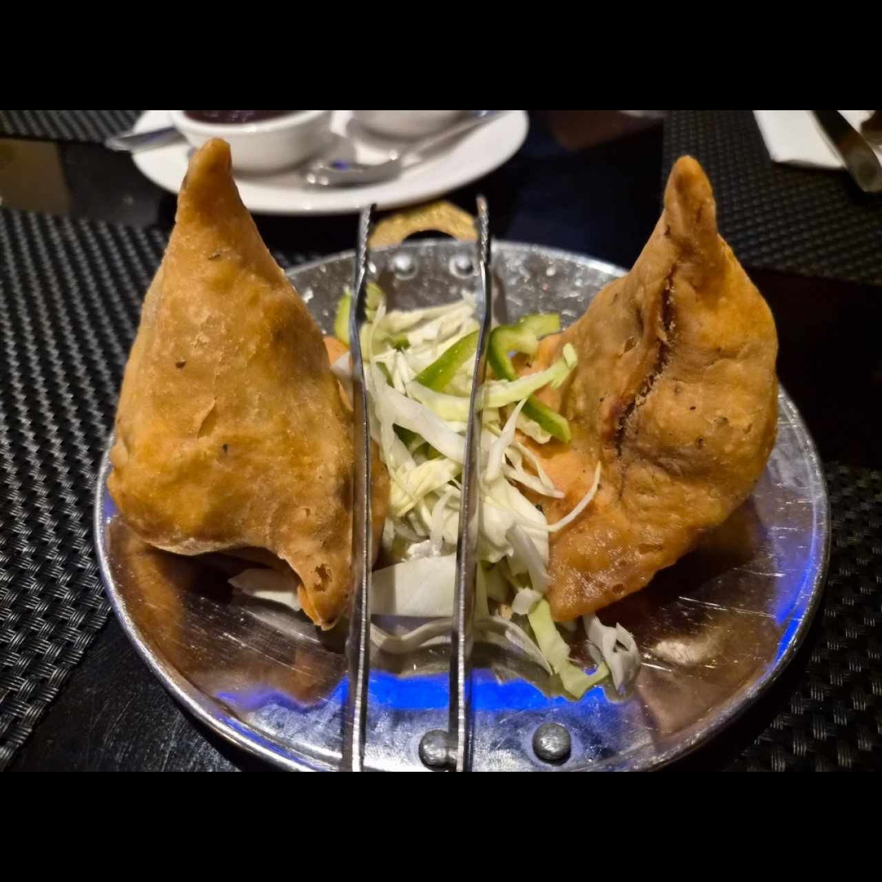 Entradas Vegetarianas - SAMOSA (2 Piezas )