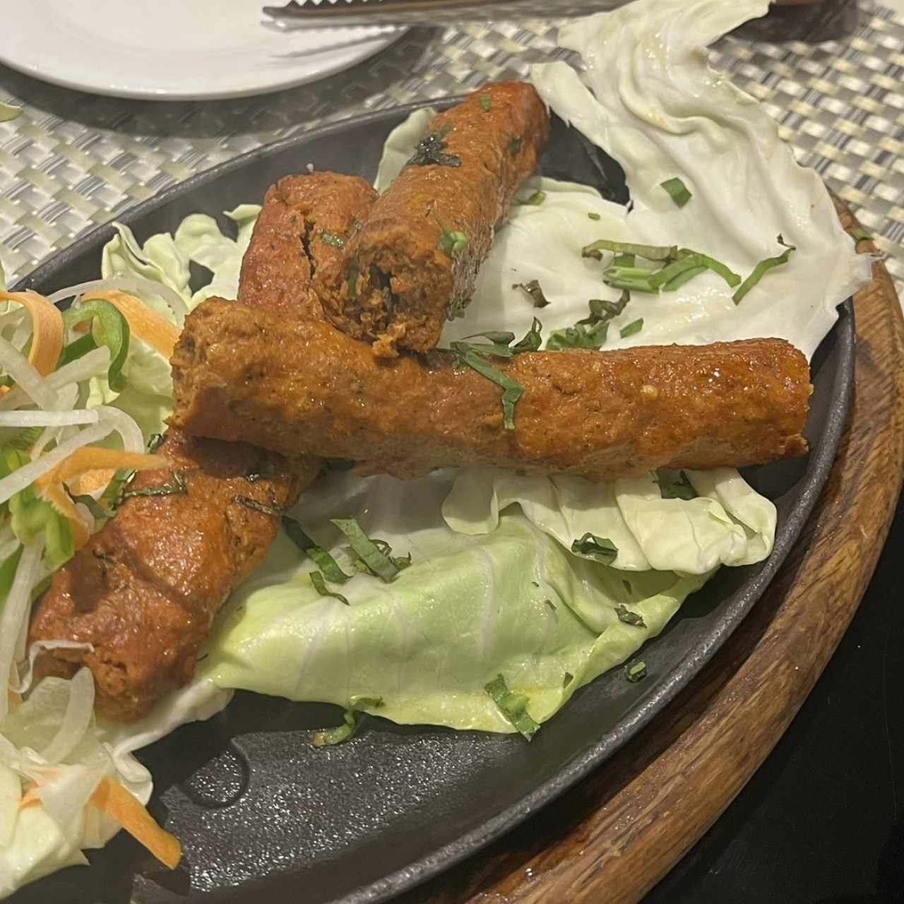 KEBAB DE CORDERO SEEKH
