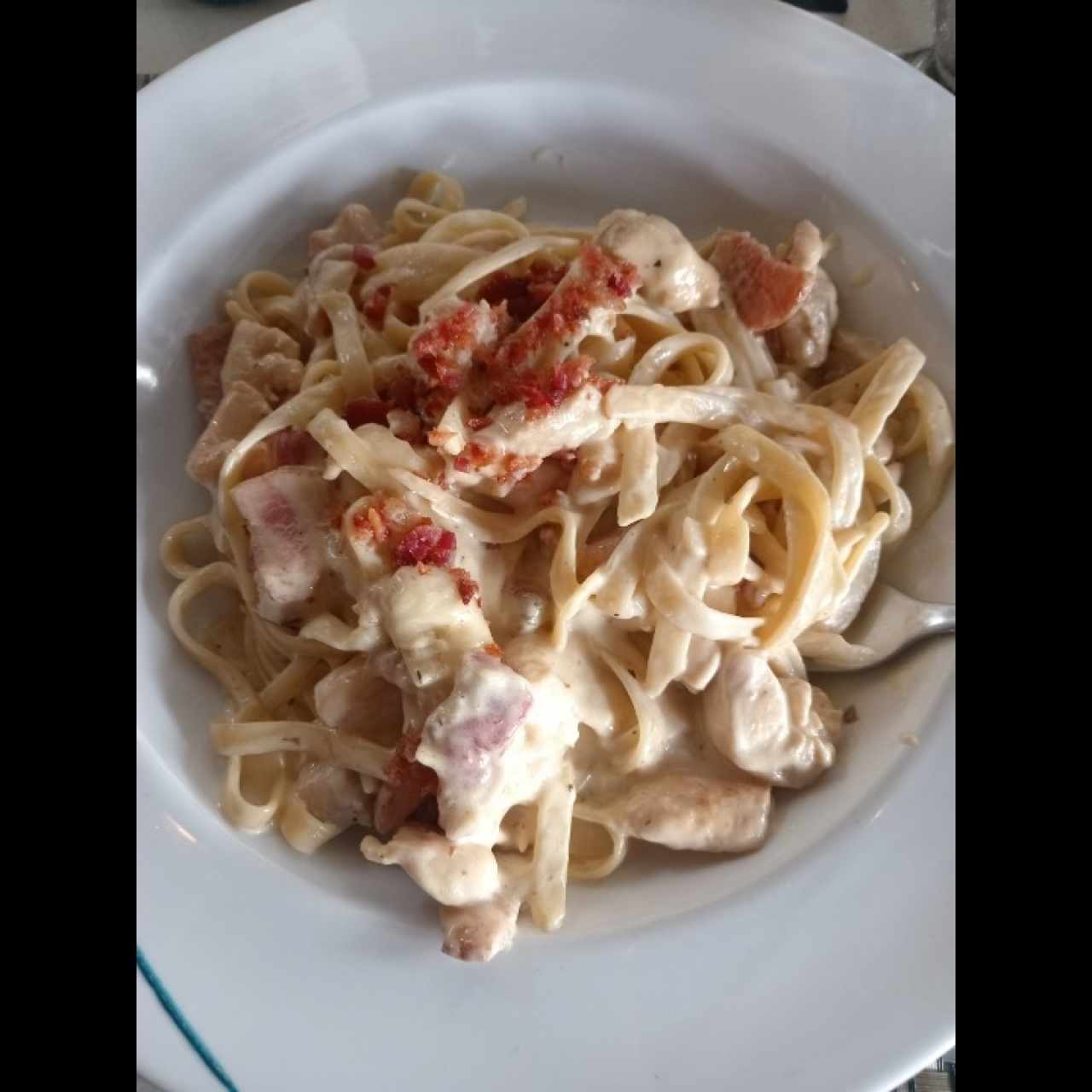 Pasta Alfredo Con Pollo