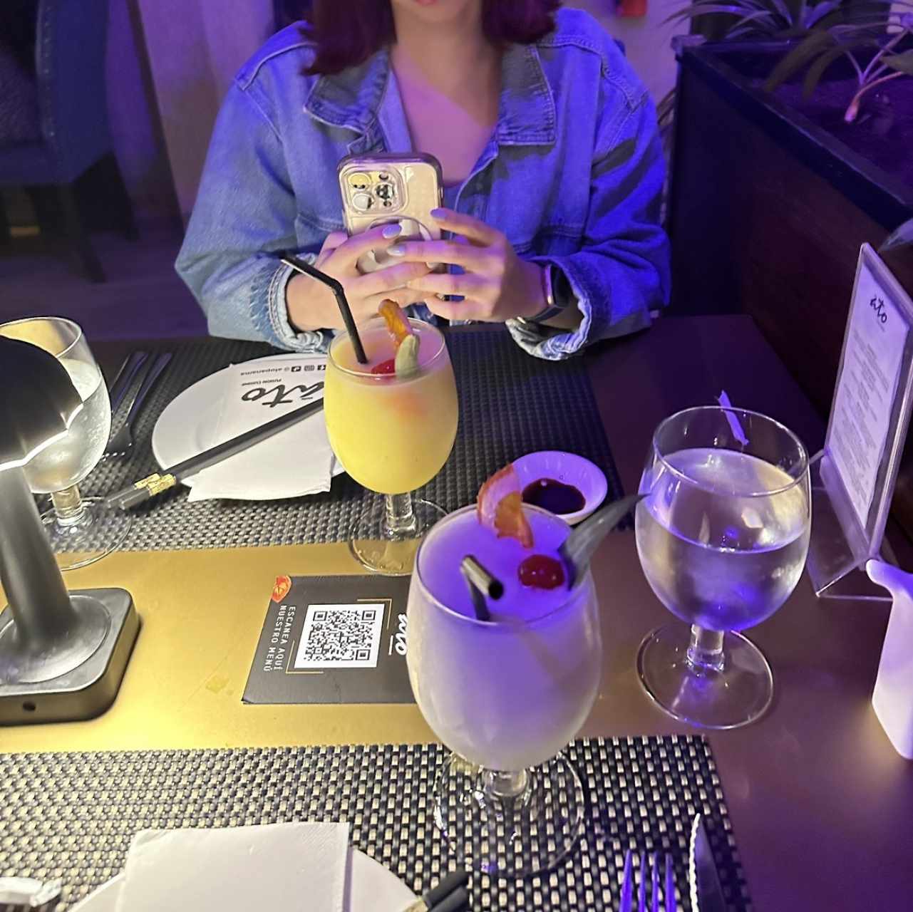 Limonada de coco y bebida de maracuya