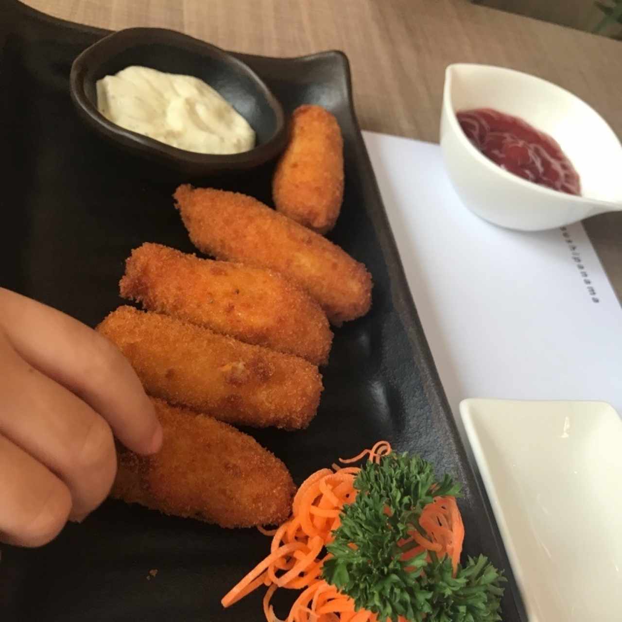 croquetas de cangrejo