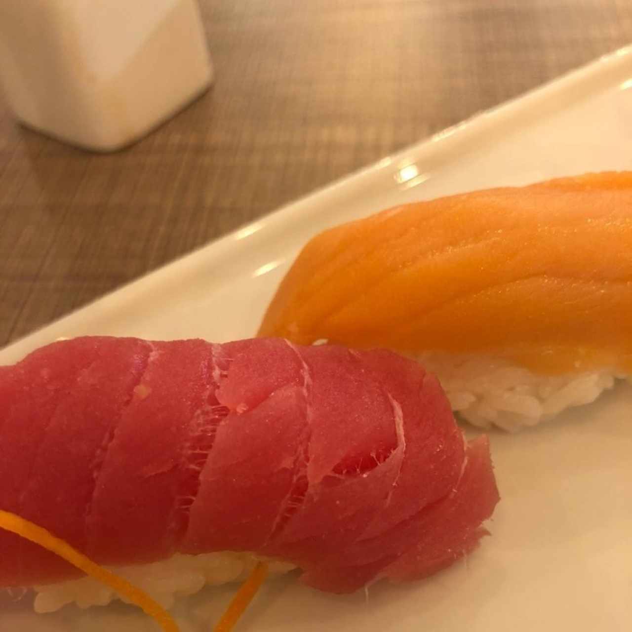 ROLLS - Salmon Skin