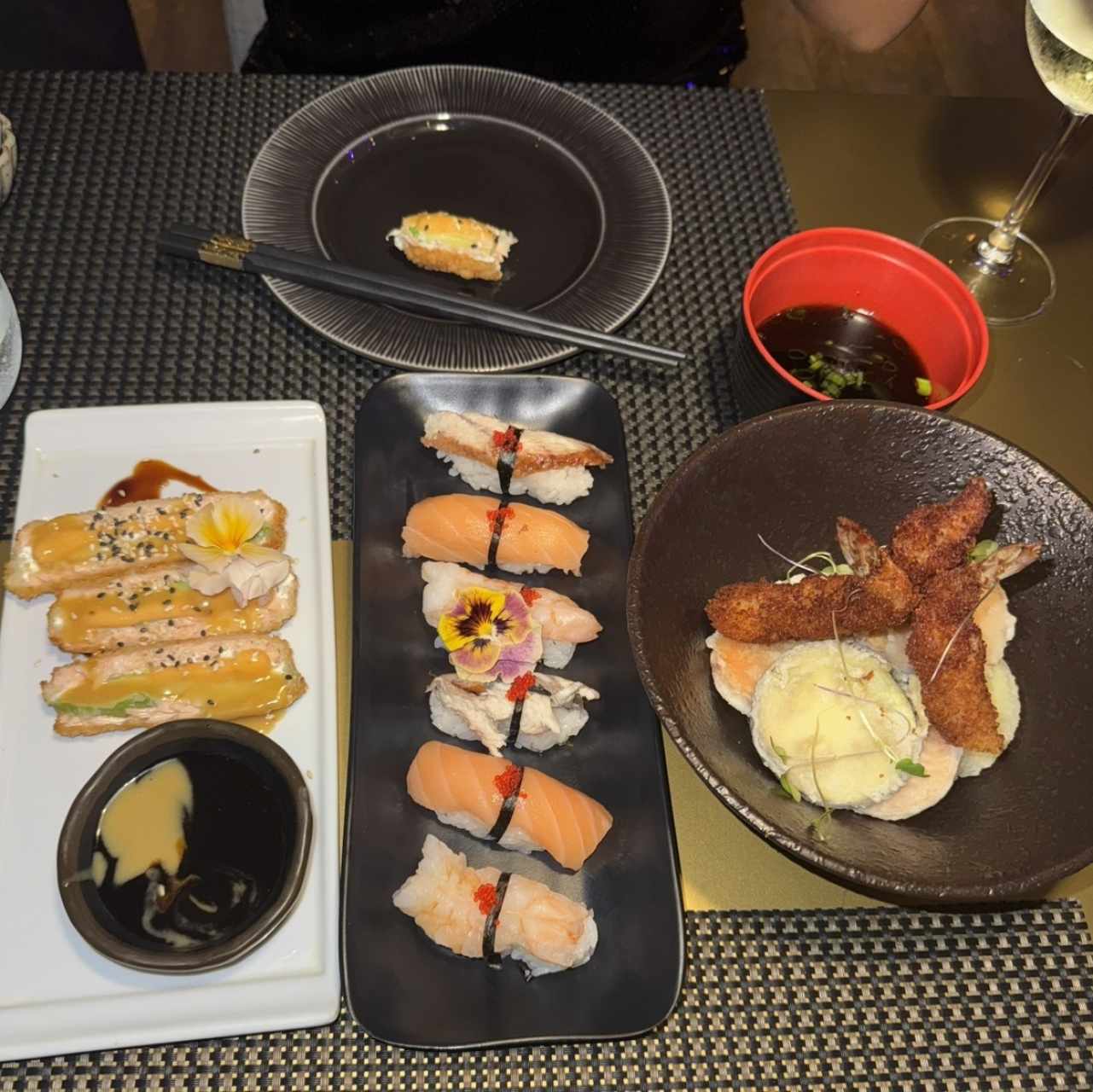 Ebi & Veggie Tempura sushi nigiri 