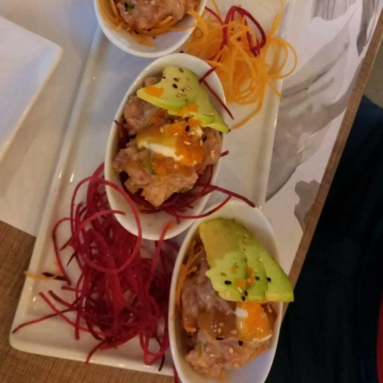 ENTRADAS - Tartare de atún